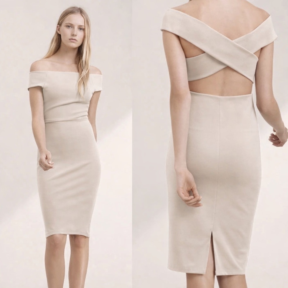 Aritzia Varndell Off-Shoulder Dress